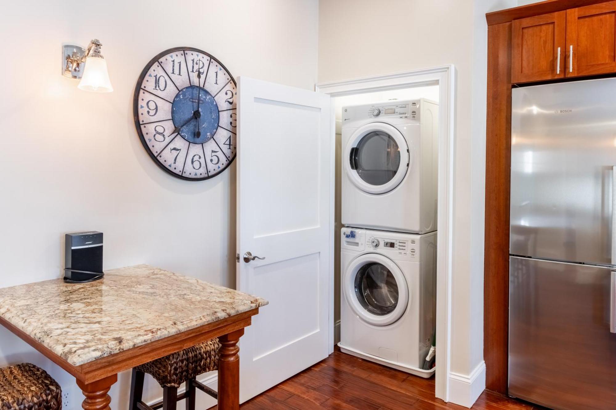 The Newport Lofts - 548 Thames Streetアパートメント エクステリア 写真